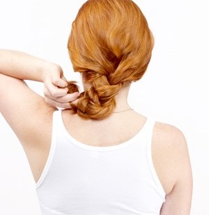 Simple 2 Minute Hairstyle: Easy Braided Bun