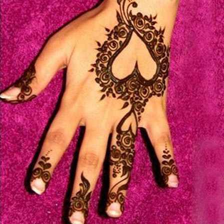 10 Most Loved Heart Henna Designs To Try In Fashion Goalz