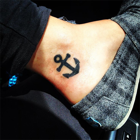 Anchor It tattoo for foot
