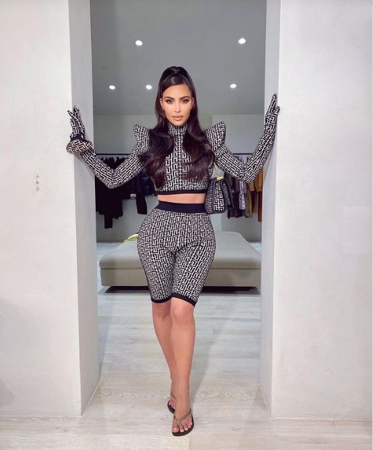 7 Trends The Kardashian-Jenner Clan Made Ultra Famous - Bike Shorts