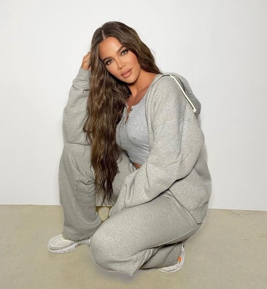 7 Trends The Kardashian-Jenner Clan Made Ultra Famous - Luxe Athleisure