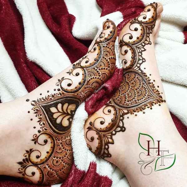  Feet Mehndi Designs For Karwa Chauth 