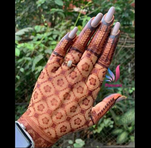 Floral Back Of The Hand Mehndi Design Inspiration