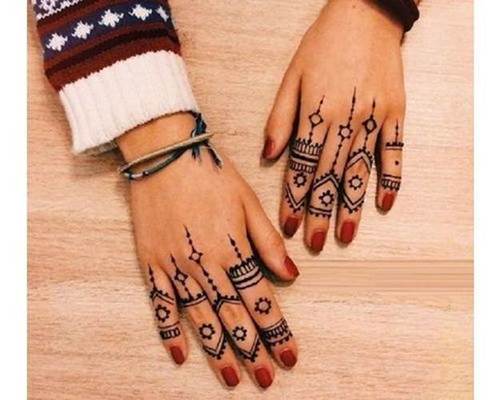 moroccan finger mehndi design