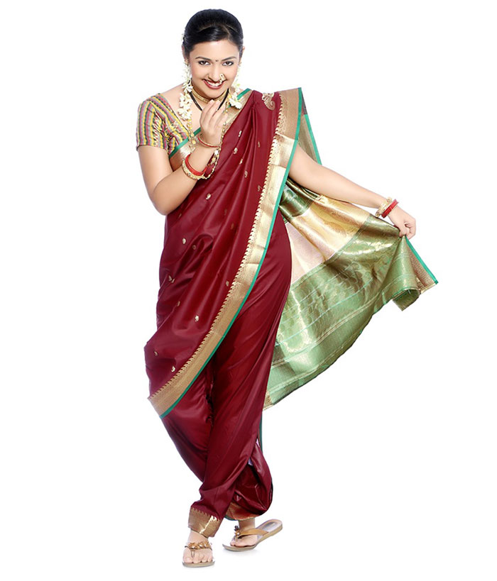 Marathi style saree draping