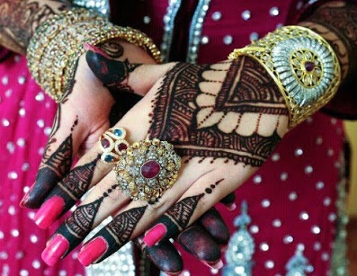 Colourful Back Hand Mehendi Design