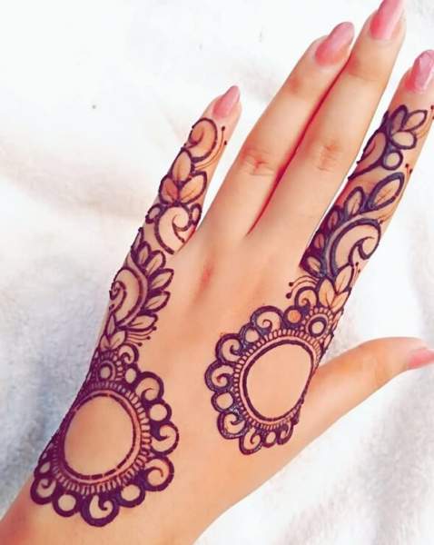 beautiful hand mehndi design